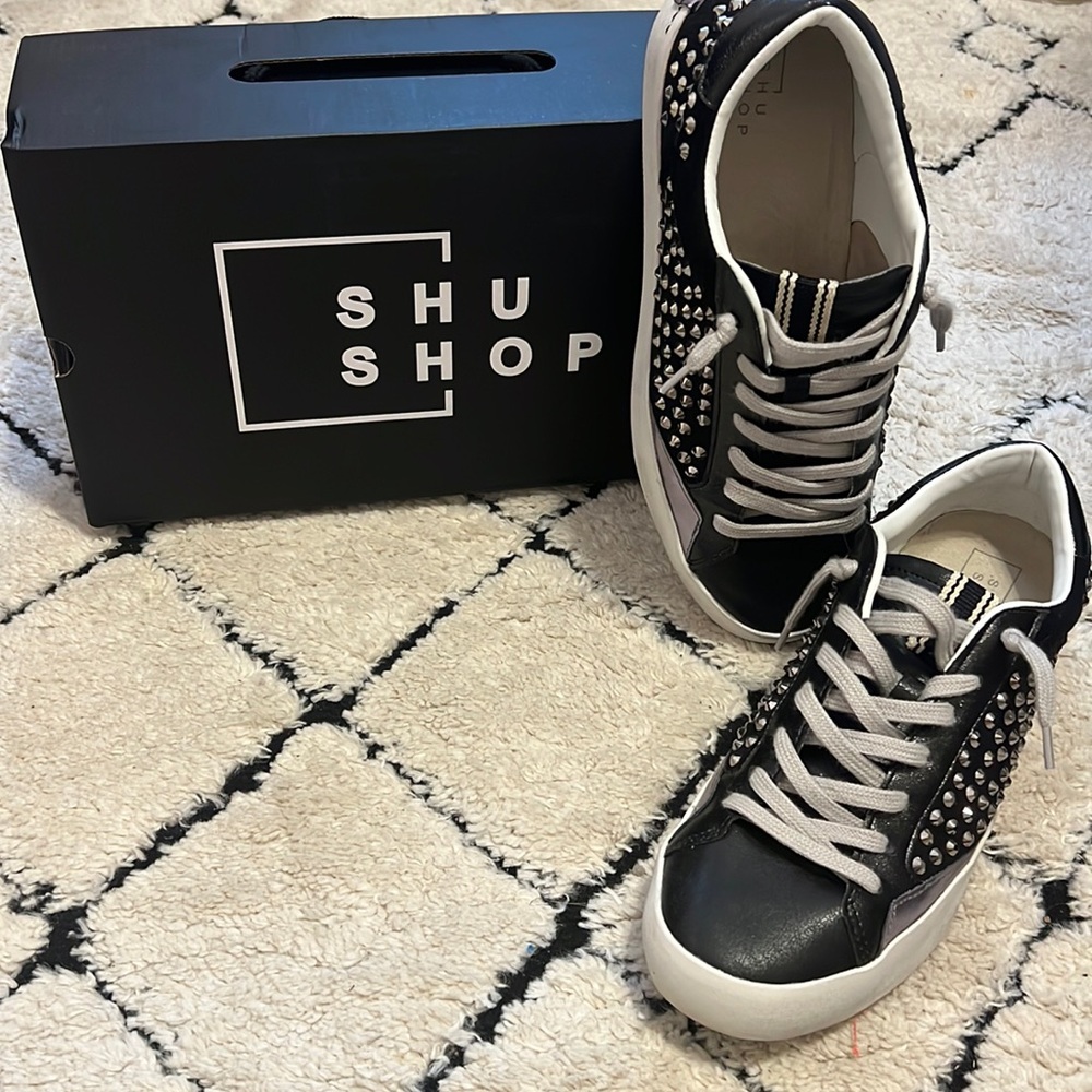 SHU SHOP SIZE 10